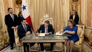 Una nueva ley de medicamentos en Panama busca garantizar mejores precios y mayor abastecimiento Una nueva ley de medicamentos en Panama busca garantizar mejores precios y mayor abastecimiento