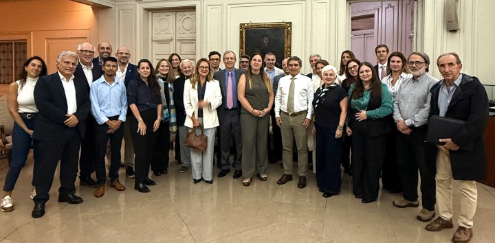 Hospitales públicos de la Ciudad de Buenos Aires sumarán investigación clínica con apoyo de&nbsp;laboratorios